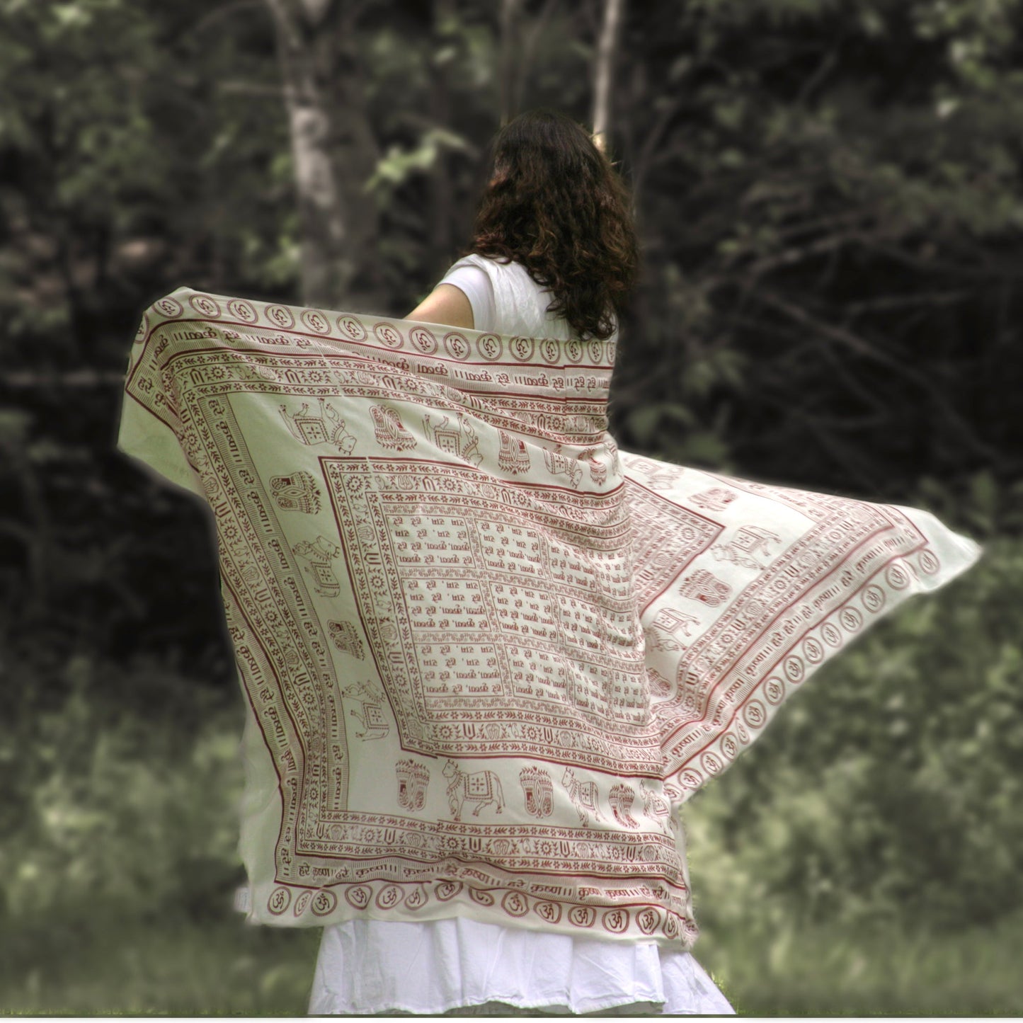 Prabhuji Meditation Yoga Prayer Shawl - Maha Mantra - White Large
