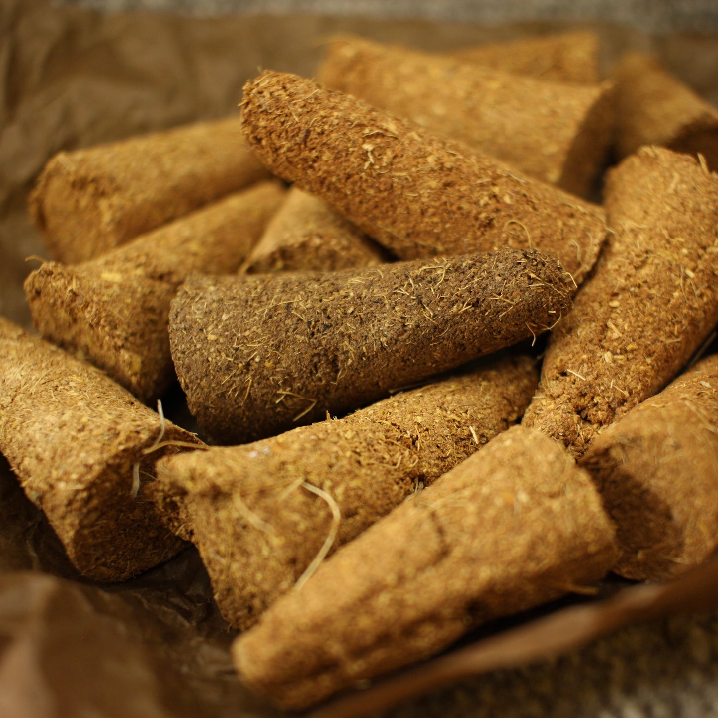 Palo Santo and Cinnamon - Protection & Prosperity - 6 Incense Cones - Tree Spirit Wellness